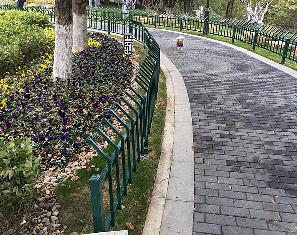 綠化帶鋅鋼護(hù)欄價格 綠化帶鋅鋼護(hù)欄價格