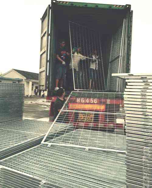 框架護(hù)欄網(wǎng)